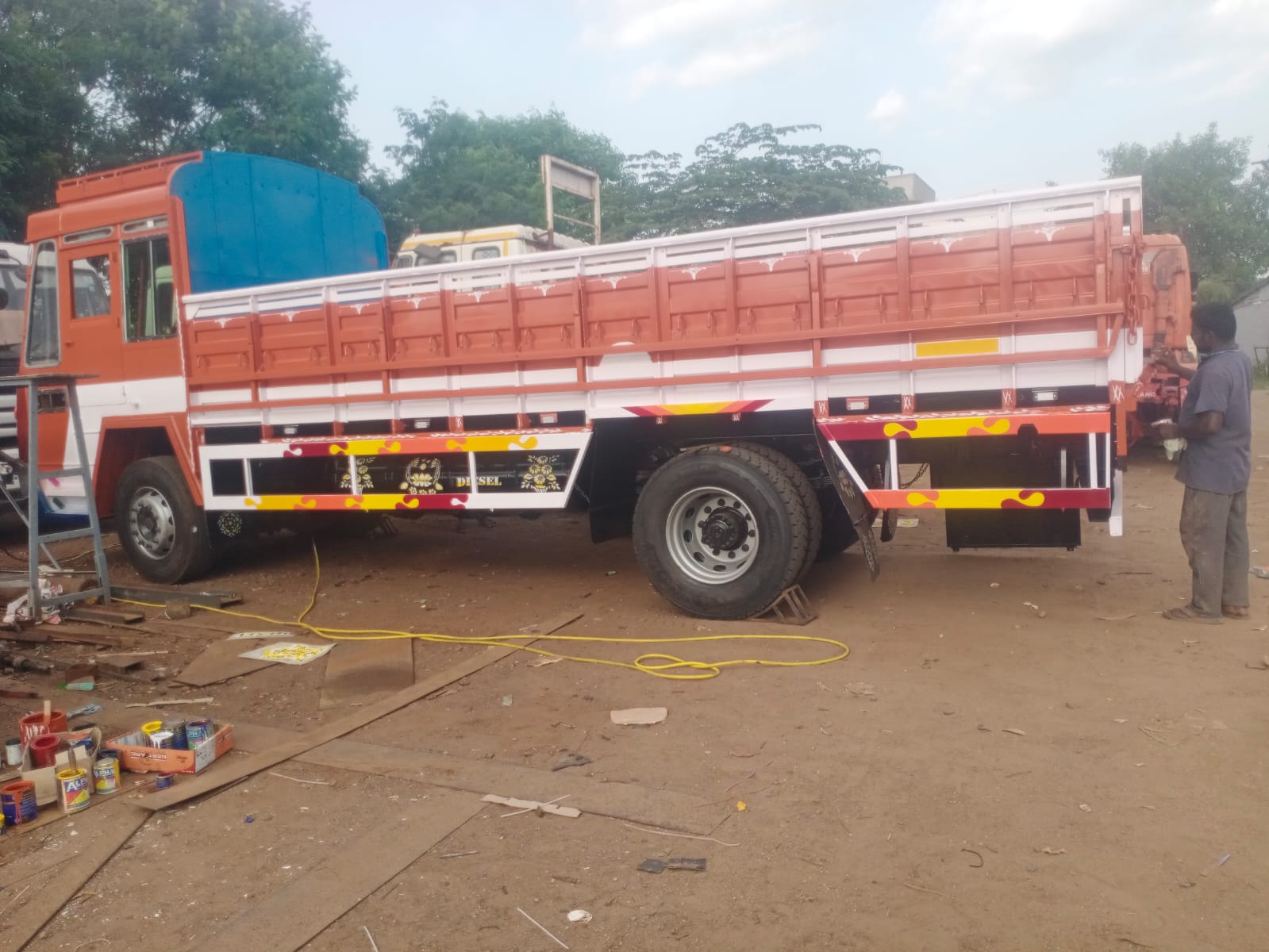 Best truck body builders in Namakkal for cargo transport
